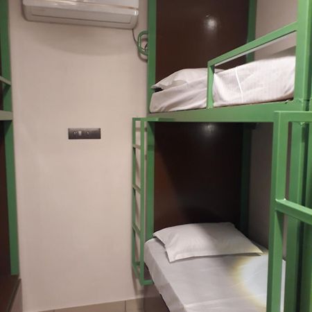 Cosycove Hostel Kochi Exterior photo